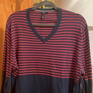 Gap v-neck ribbed sweater